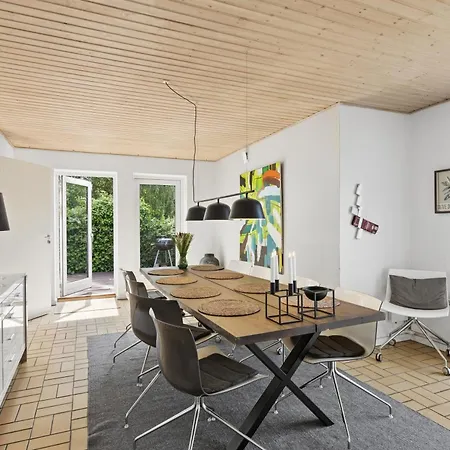 Modern In Prime Marielyst Location Boto By